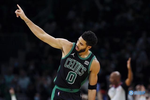 欧冠大神领衔!鹏哥解球11连红 琛茹&小盼哥皆25中23