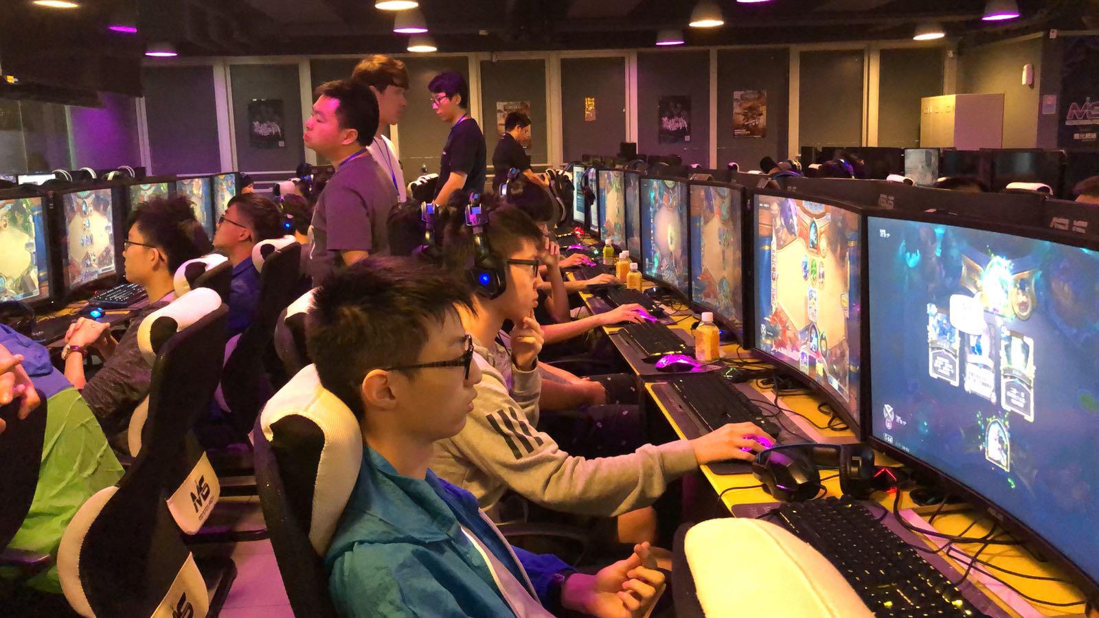 单靠传统的 单靠传统的