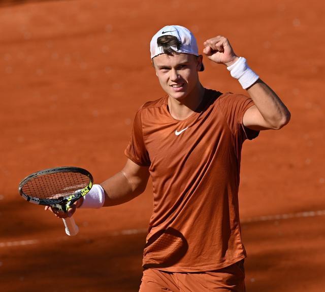 强其中场实 强其中场实