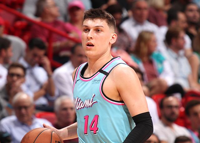 所有功劳都 所有功劳都